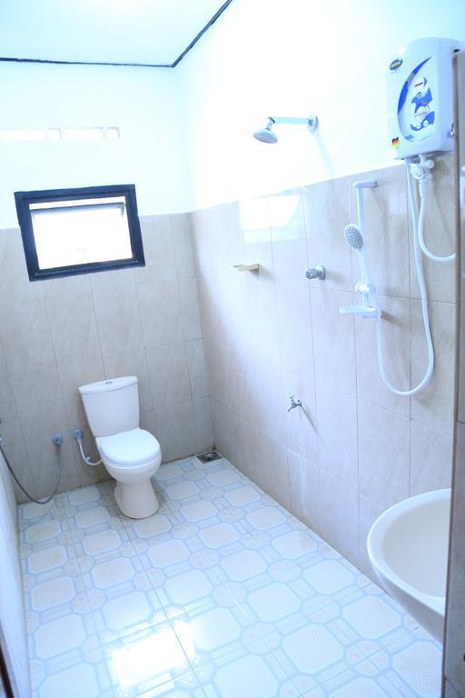 Yaarl Holiday Inn ジャフナ エクステリア 写真